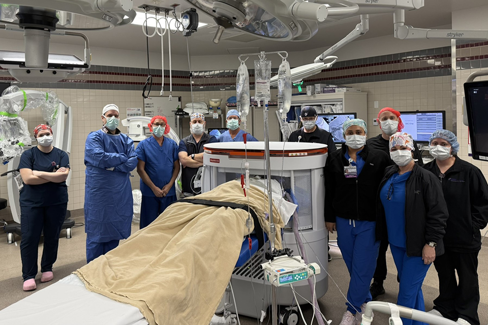 Swoop MRI in Operating Room Team Pic